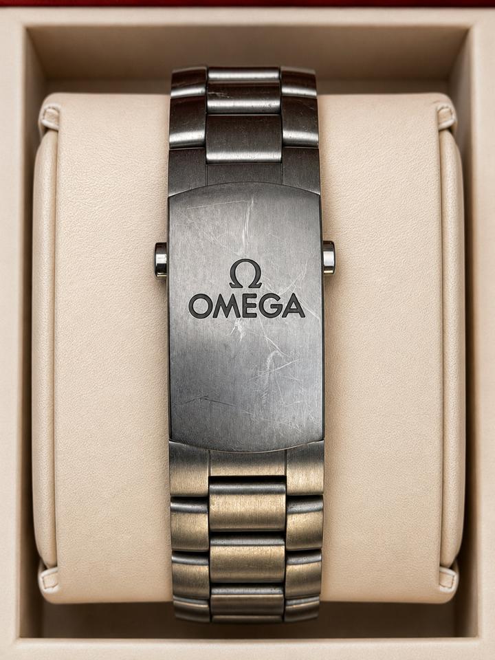 Omega Seamaster Planet Ocean 600M Titanium Ref. 232.90.46.21.03.001 - product image 5