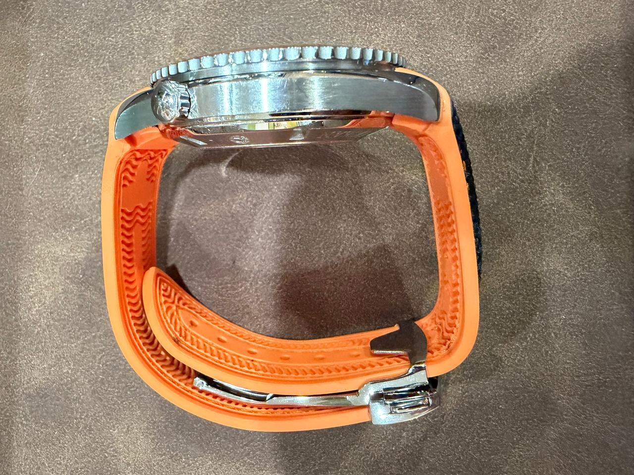 Omega Seamaster Planet Ocean Ref. 2908.50.83 Orange Rubber Strap - product image 3