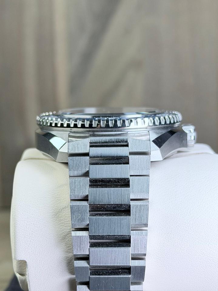 Omega Seamaster Planet Ocean 600M Ref. 217.30.42.21.01.002 Full Set (2026) - product image 3