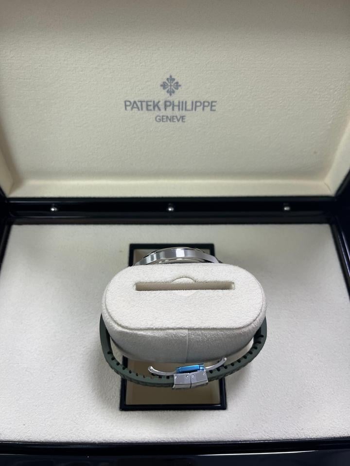 Patek Philippe Aquanaut Luce 5267/200A-011 Women's Full Set (2023) - product image 3