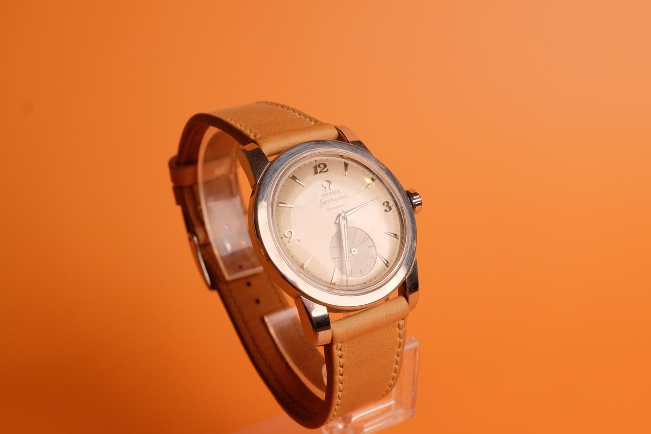 Omega Seamaster Bumper Ref. 2576 Champagne Breguet Dial (Circa 1954) - product image 5