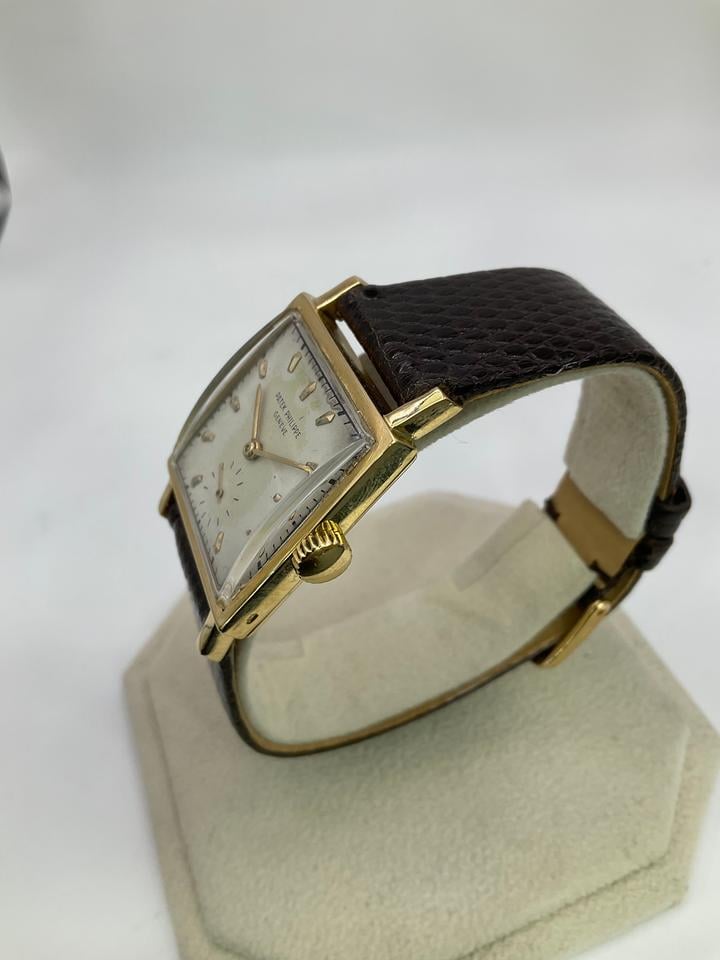Patek Philippe Vintage Ref. 2445 Square Yellow Gold (Circa 1949) - product image 3