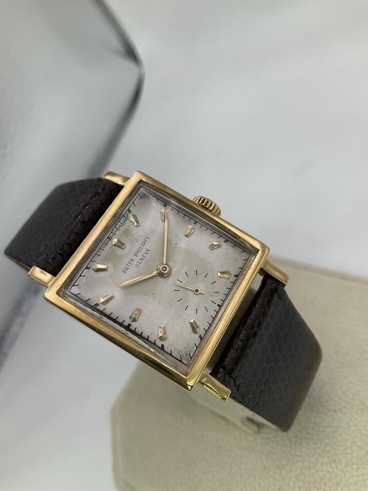 Patek Philippe Vintage Ref. 2445 Square Yellow Gold (Circa 1949) - product image 5