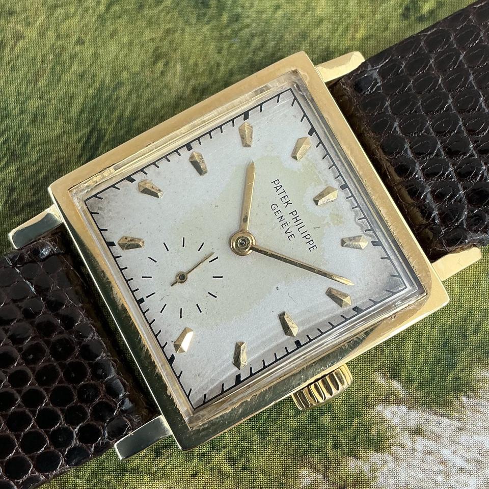 Patek Philippe Vintage Ref. 2445 Square Yellow Gold (Circa 1949) - product image 1