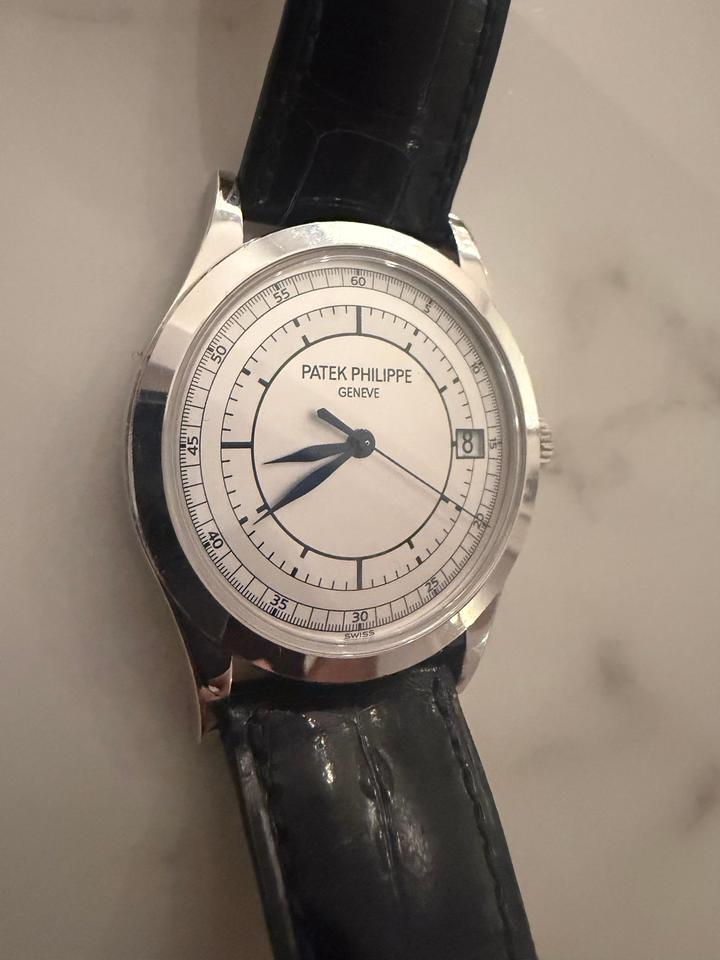 Patek Philippe Calatrava Ref. 5296 White Gold Silver Dial (Circa 2005) - product image 3