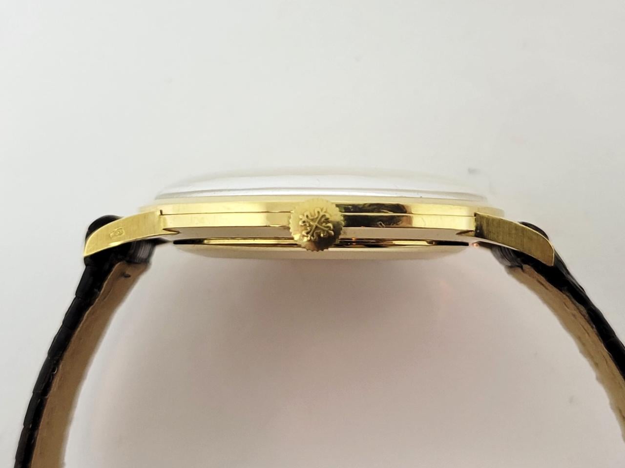 Patek Philippe Calatrava Ref. 3468 Yellow Gold Vintage (1970) - product image 5