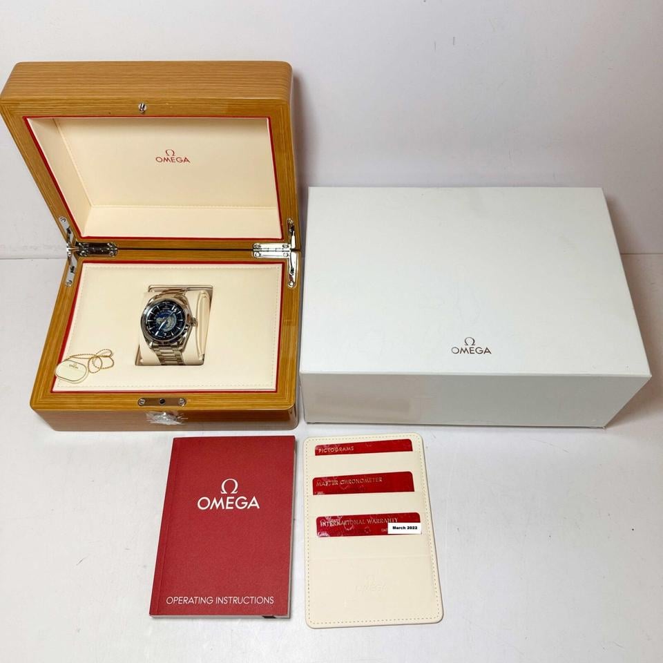 Omega Seamaster Aqua Terra Worldtimer Ref. 220.10.43.22.03.001 Blue Full Set (2022) - product image 2