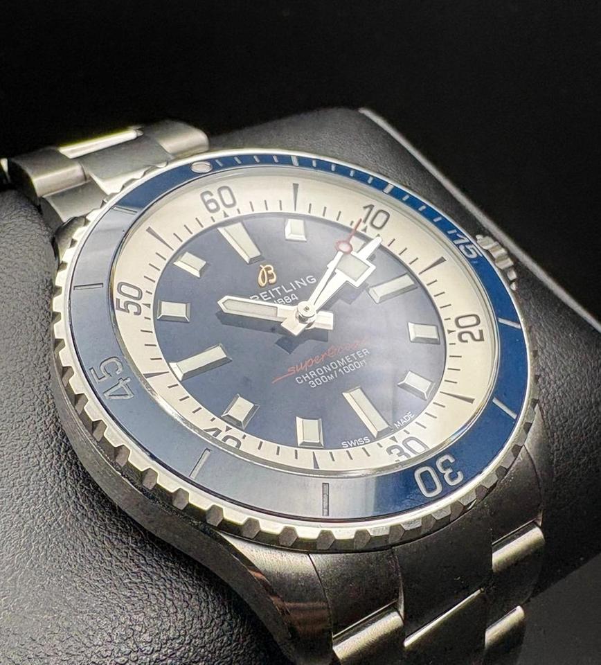 Breitling Superocean Automatic 42 Ref. A17375E71C1A1 Full Set - product image 3