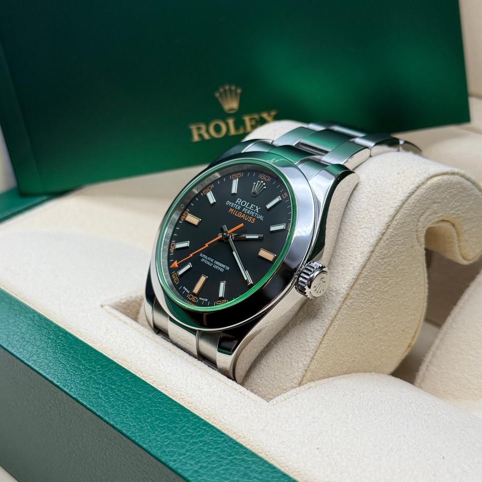 Rolex Milgauss Ref. 116400GV Black Dial Full Set (2011) - product image 3