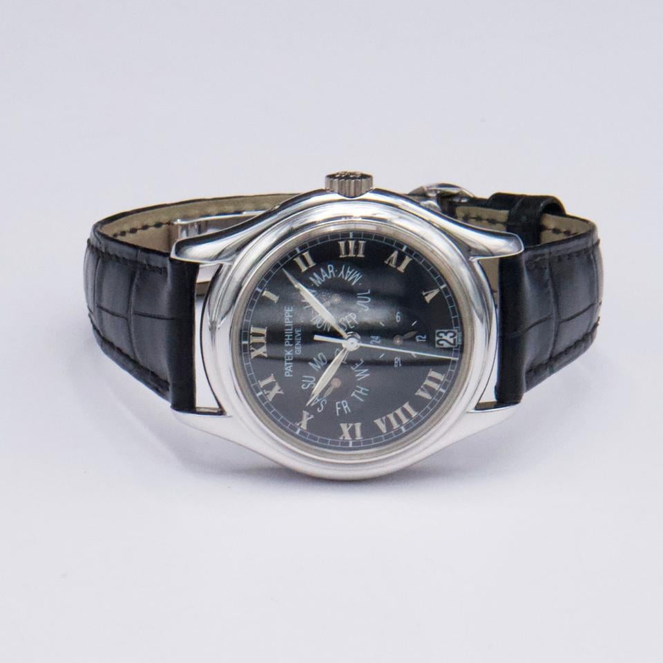Patek Philippe Annual Calendar 5035G-023 Black Dial - product image 4