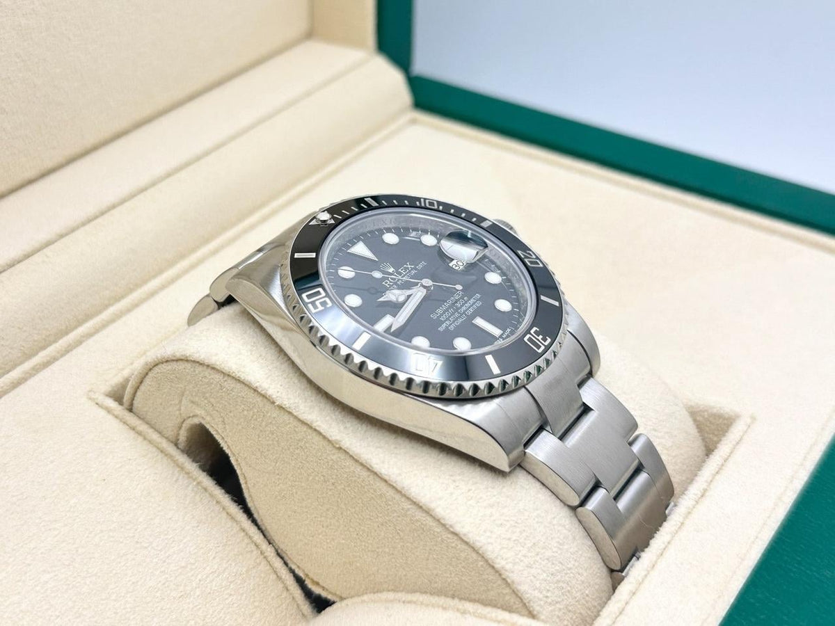 Rolex Submariner Date Ref. 116610LN Black Ceramic 40mm (2010) - product image 4