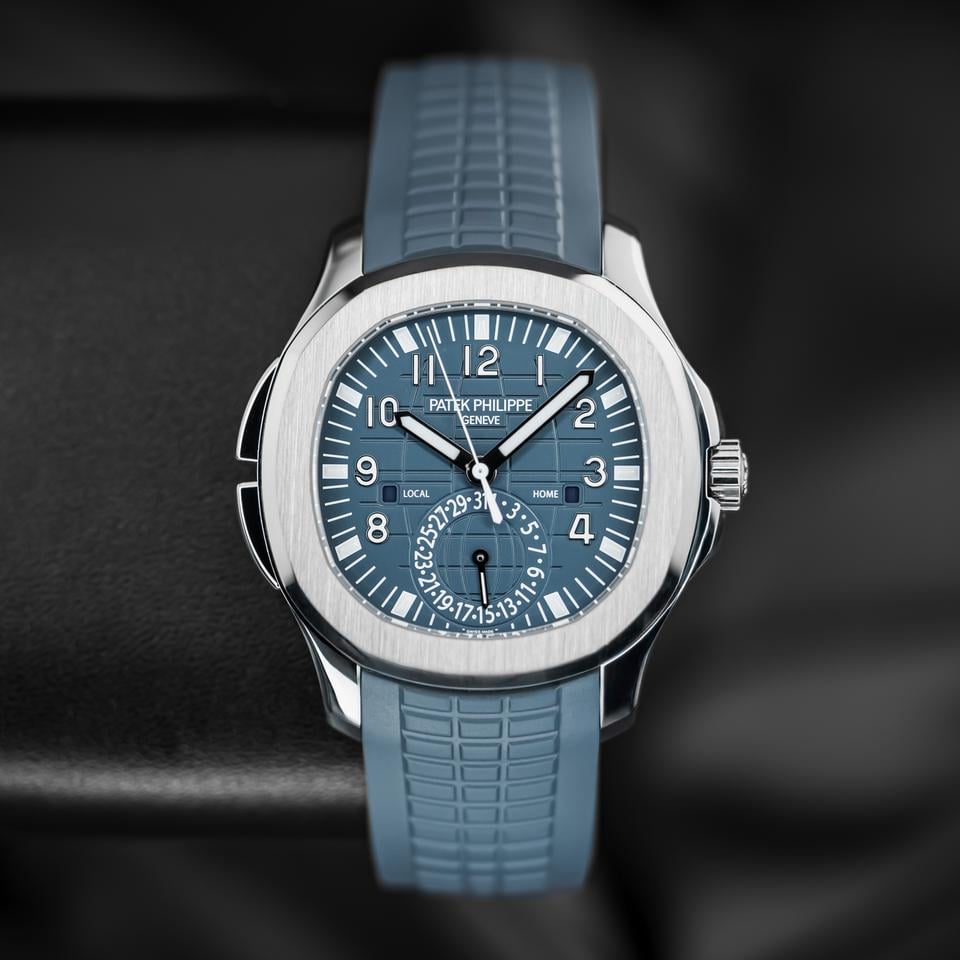 Patek Philippe Aquanaut Travel Time Ref. 5164G Full Set - product image 4