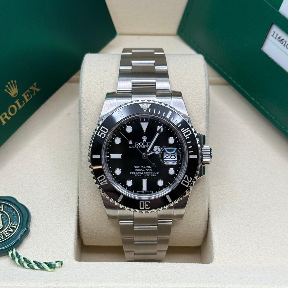 Rolex Submariner Date Ref. 116610LN Black Dial Full Set (2018) - product image 1