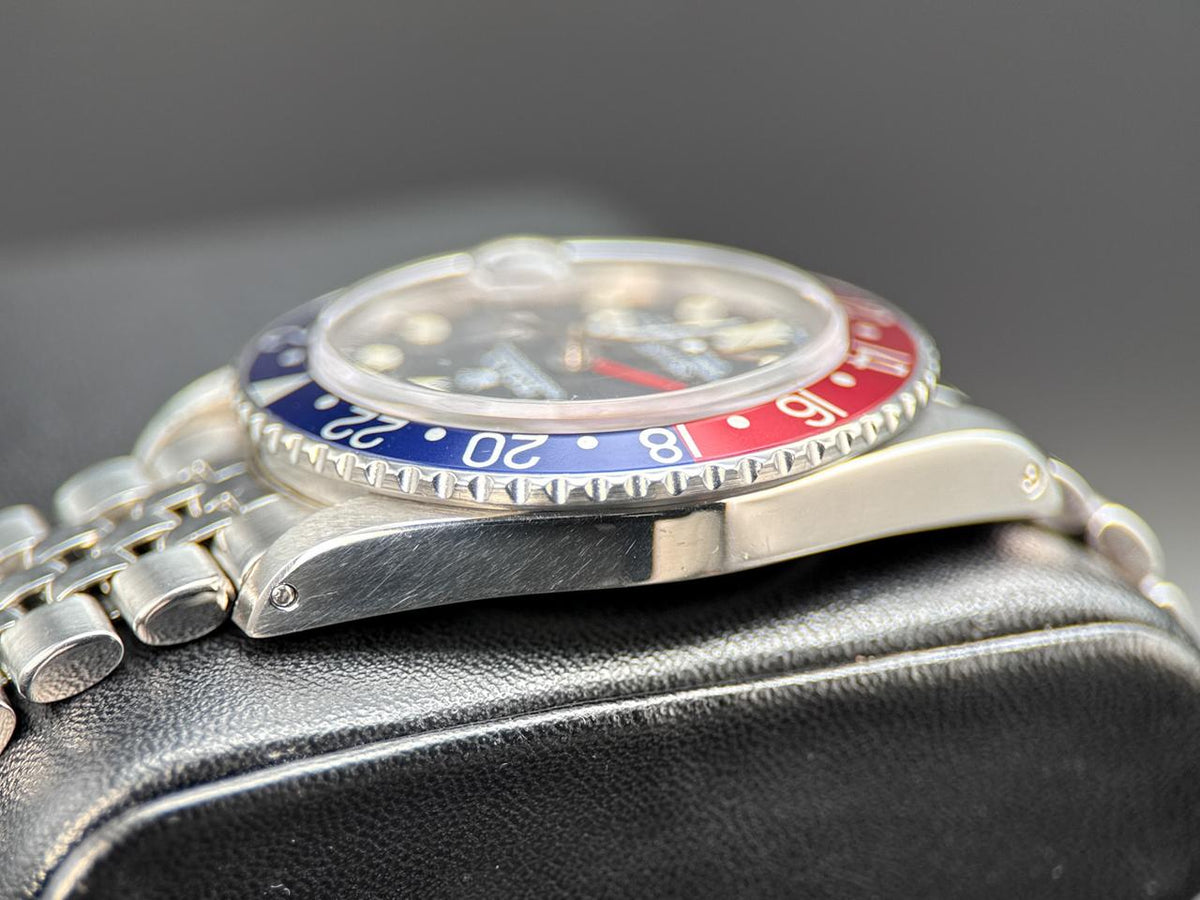 Rolex GMT-Master Ref. 1675 Vintage Pepsi (Circa 1969) - product image 5