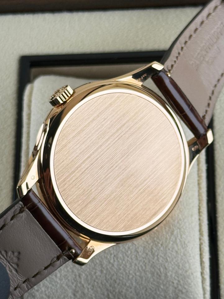 Patek Philippe Calatrava 5227R-001 Full Set (2017) - product image 5