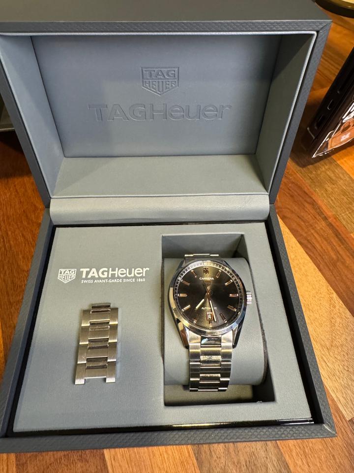 TAG Heuer Carrera Calibre 5 Automatic Ref. WBN2113.BA0639 - product image 5